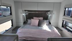 2026 Platinum 19'6 Terra Cafe