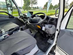 2025 Hino 300 Series 921