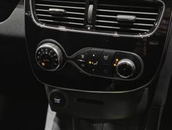 2018 Renault Clio R.S. 200 Sport IV B98 Phase 2 Liquid Yellow