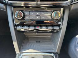 2025 Mahindra XUV700 AX7L