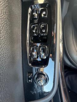 2025 Mahindra XUV700 AX7L