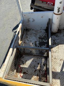 2017 Isuzu F Series FRR110-260