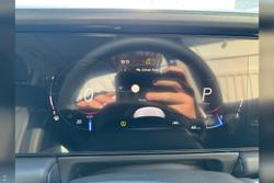 2025 Mahindra XUV700 AX7L