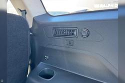 2025 Mahindra XUV700 AX7L