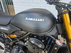 2025 Kawasaki Z900RS SE Black