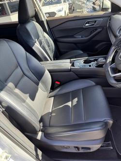 2022 Nissan X-TRAIL ST-L T33 MY23 Ivory Pearl