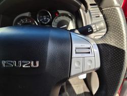 2020 Isuzu MU-X LS-M