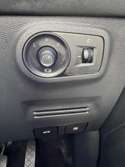 2022 MG ZST Excite MY22 York White