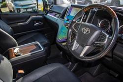 2019 Toyota Granvia VX