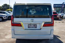 2019 Toyota Granvia VX