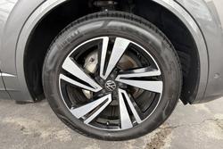2022 Volkswagen Touareg 210TDI R-Line