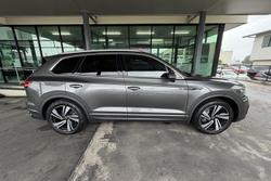 2022 Volkswagen Touareg 210TDI R-Line