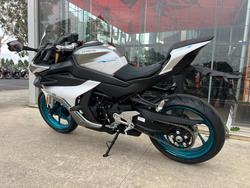 2026 CFMOTO 2026 CF MOTO 450CC 450 SR S Road NEBULA WHITE