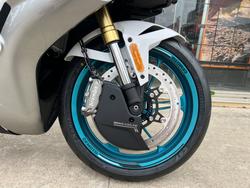 2026 CFMOTO 2026 CF MOTO 450CC 450 SR S Road NEBULA WHITE