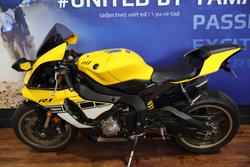 2016 Yamaha YZF-R1 Black