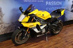 2016 Yamaha YZF-R1 Black