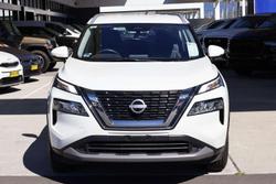 2024 Nissan X-TRAIL ST