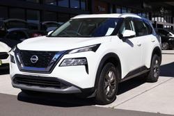 2024 Nissan X-TRAIL ST