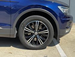 2017 Volkswagen Tiguan 132TSI Adventure 5N MY18 Four Wheel Drive Atlantic Blue