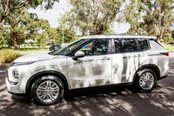 2021 Mitsubishi Outlander LS