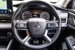 2021 Mitsubishi Outlander LS