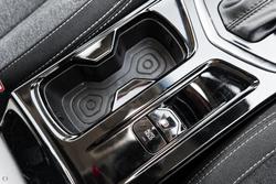 2025 Mahindra XUV3XO AX5L