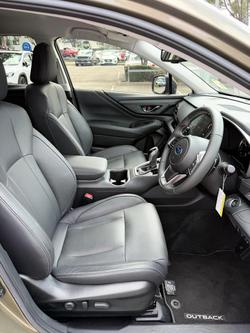 2025 Subaru Outback AWD Premium Special Edition