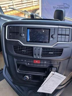 2024 Iveco S-Way AS230