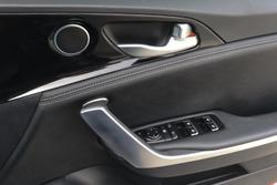 2023 Kia Stinger 330S
