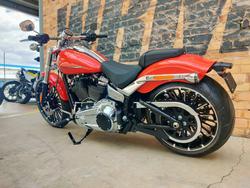 2026 HARLEY-DAVIDSON BREAKOUT 117 (FXBR) ROAD BLOOD ORANGE