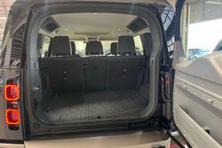 2023 Land Rover Defender 110 D300 X-Dynamic SE