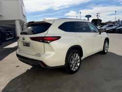 2021 Toyota Kluger Grande