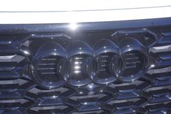 2023 Audi Q5 45 TFSI S line