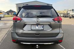 2022 Nissan X-TRAIL ST