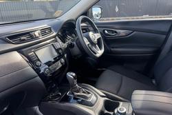 2022 Nissan X-TRAIL ST