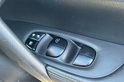 2022 Nissan X-TRAIL ST