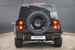 2025 Land Rover Defender 110 D350 X-Dynamic SE