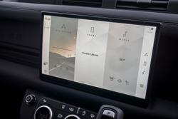 2025 Land Rover Defender 110 D350 X-Dynamic SE