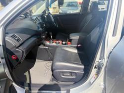 2013 Toyota Kluger Grande GSU40R Silver Pearl