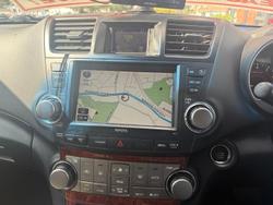 2013 Toyota Kluger Grande GSU40R Silver Pearl