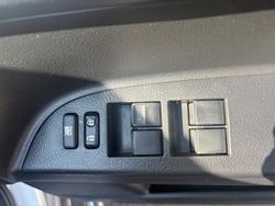 2013 Toyota Kluger Grande GSU40R Silver Pearl