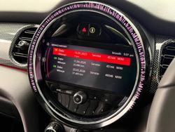 2023 MINI Hatch Cooper SE MINI Yours F56 LCI-2 British Racing Green