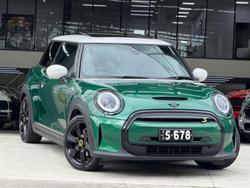2023 MINI Hatch Cooper SE MINI Yours F56 LCI-2 British Racing Green