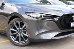 2025 Mazda 3 G20 Touring