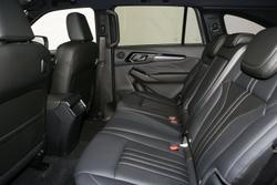 2025 Isuzu MU-X LS-T