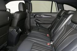 2025 Isuzu MU-X LS-T