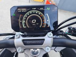 2023 CFMOTO 450 NK White