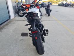 2023 CFMOTO 450 NK White