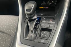 2024 Toyota RAV4 GXL