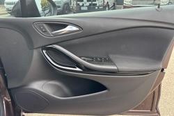 2017 Holden Astra R